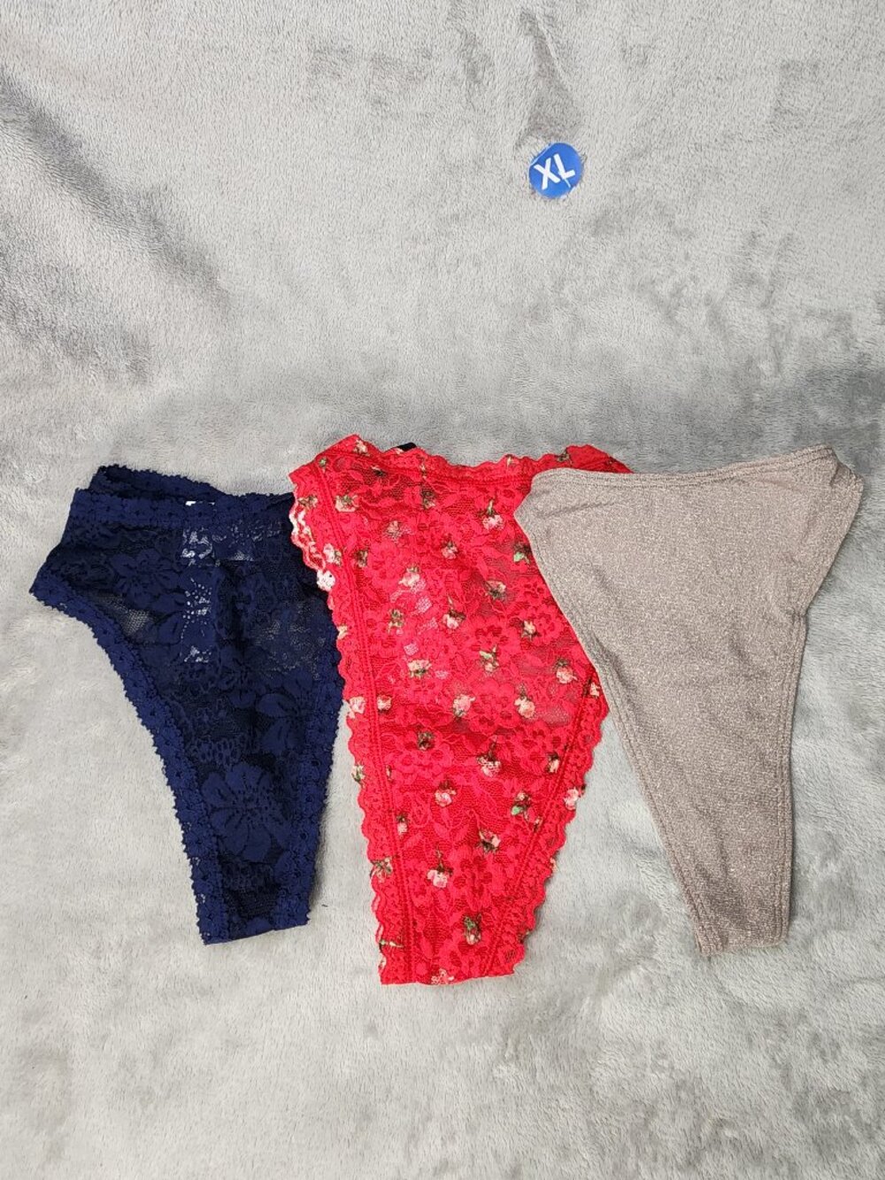 *NWT* BUNDLE of 3 - XL Victoria's Secret & PINK thong panties